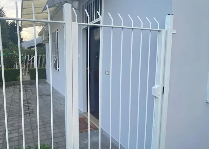 Appartement Mara House *